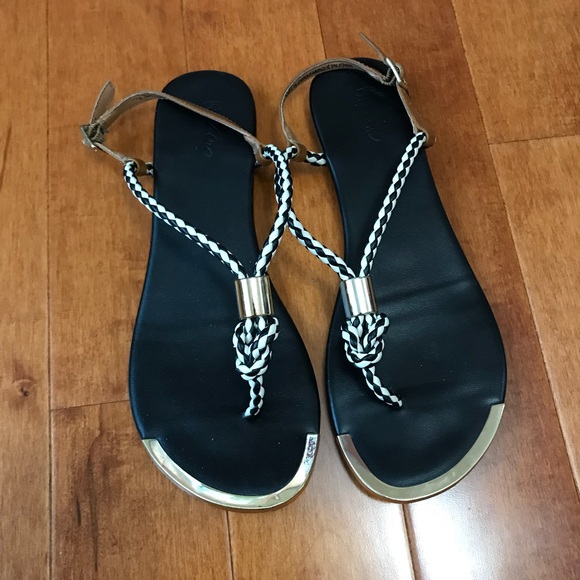 Sandals - Picture 2 of 2